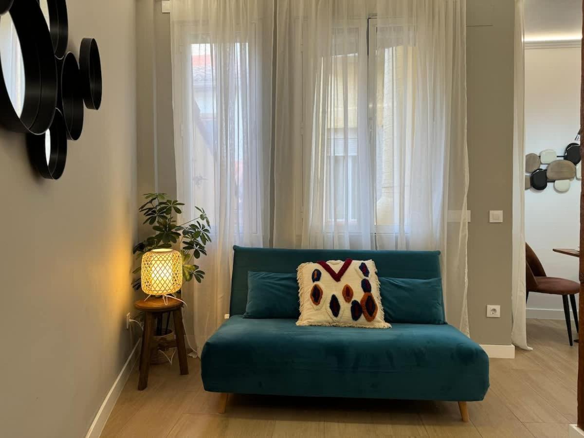Plaza Mayor Cozy Private Apartment With Ac マドリード エクステリア 写真