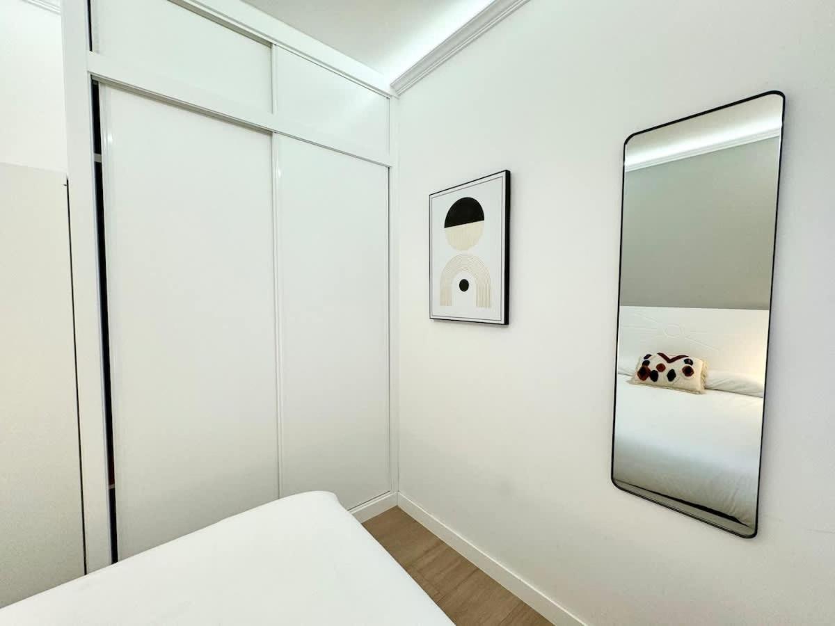 Plaza Mayor Cozy Private Apartment With Ac マドリード エクステリア 写真