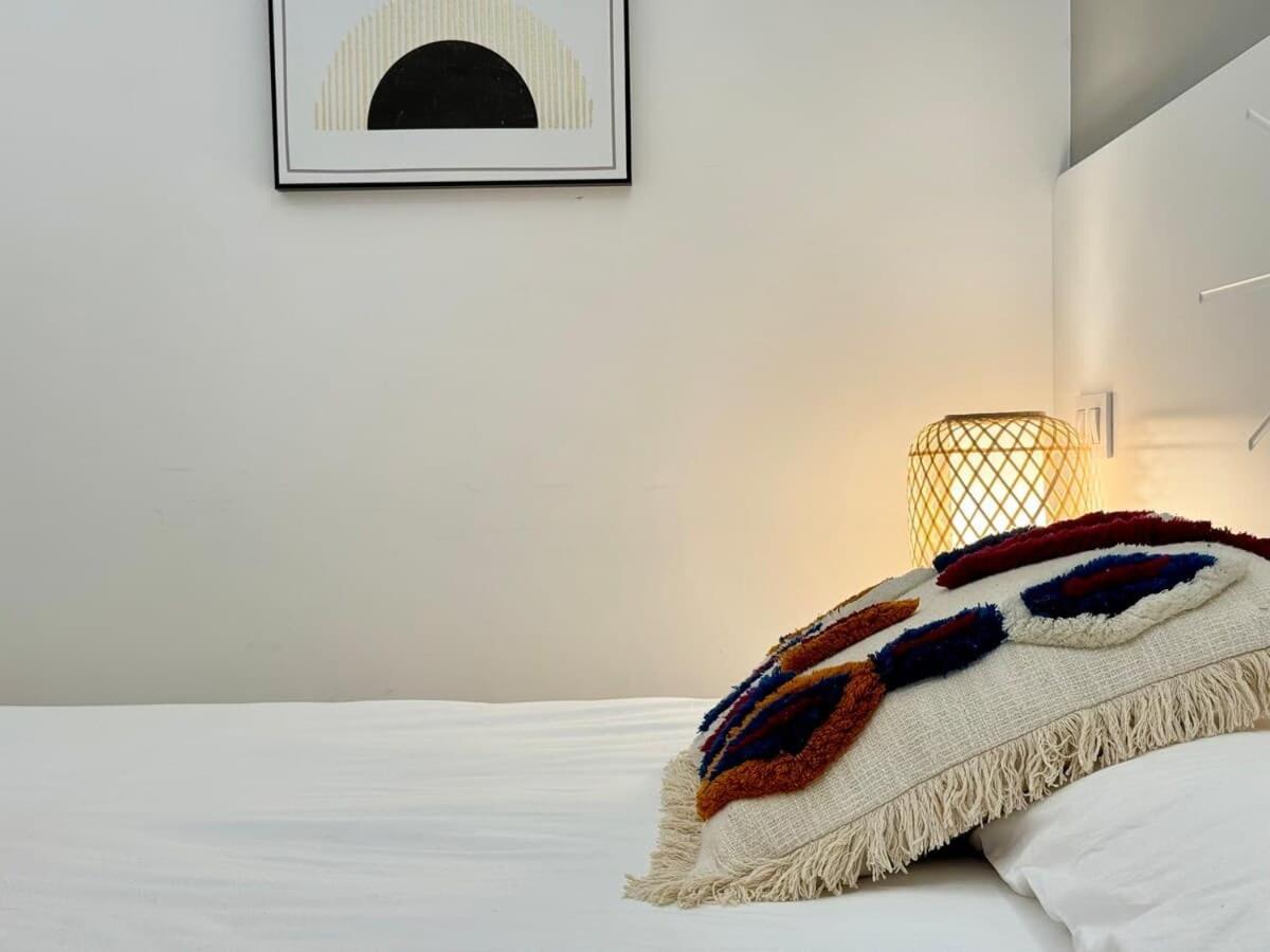 Plaza Mayor Cozy Private Apartment With Ac マドリード エクステリア 写真